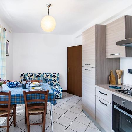 Casa Vacanze Linda Джера-Ларио Экстерьер фото